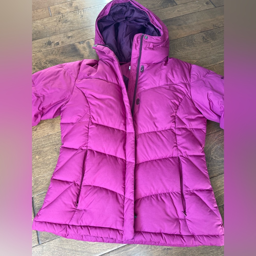 Columbia Women’s Puffer Fushia Ski Coat Size Small